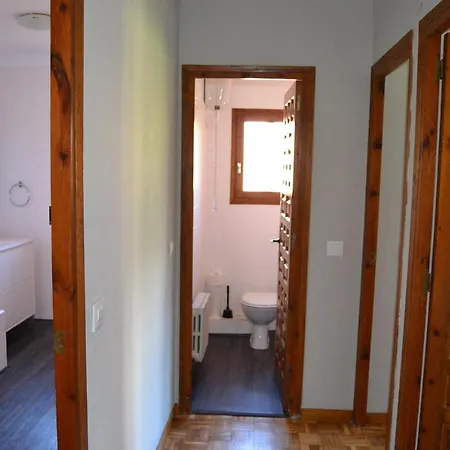 Amplio Con Piscina En Appartamento *