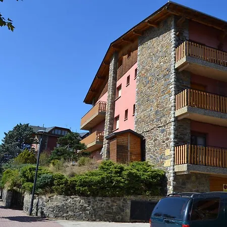 Amplio Con Piscina En Appartamento *